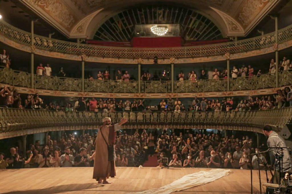 Espectáculo escénico basado en la obra “El Profeta” de Khalil Gibran (Brasil)